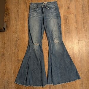 Shyanne Bell-bottom jeans - size 30